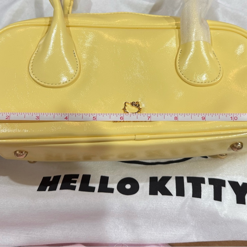 Hello Kitty Yellow Bowler Crossbody Handbag - Picture 10 of 13